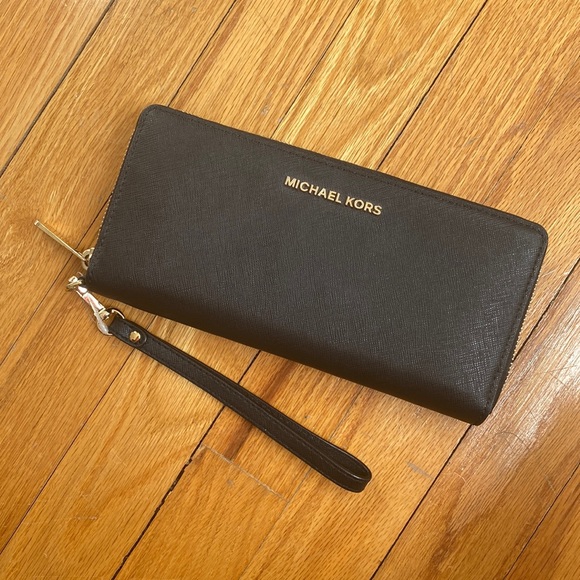 Michael Kors Handbags - Michael Kors - great condition!
